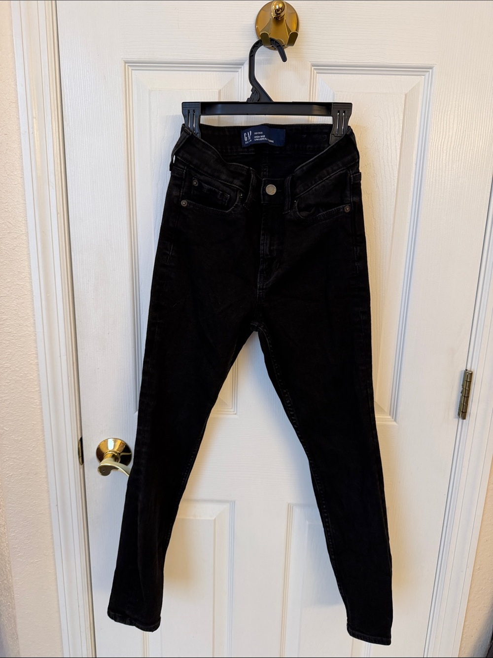 GAP Women's High-Rise Black Slim Jeans